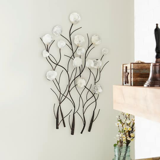 White Coastal Shell Arrangement Wall Accent
